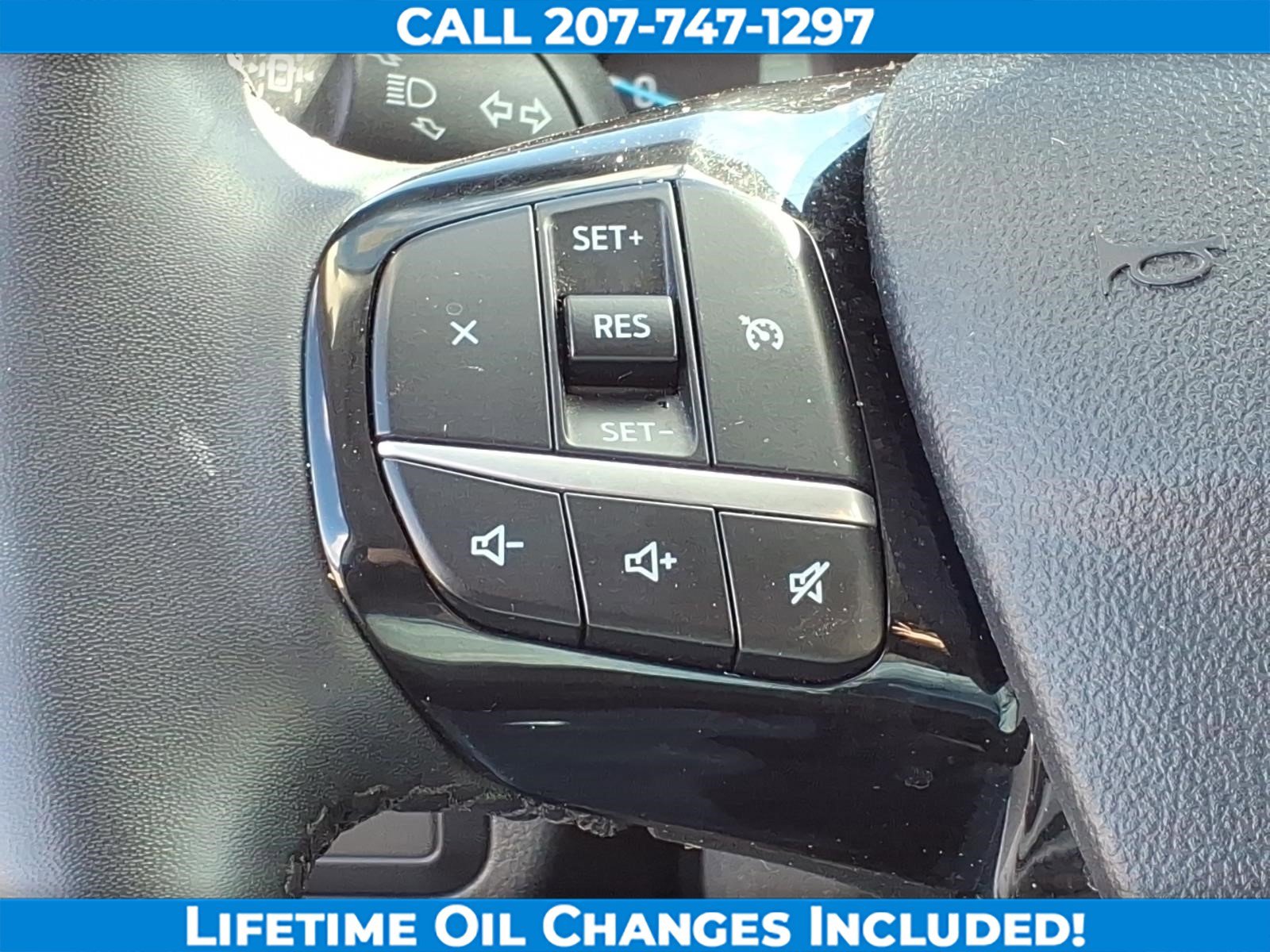 Used 2022 Ford Escape SEL image 16