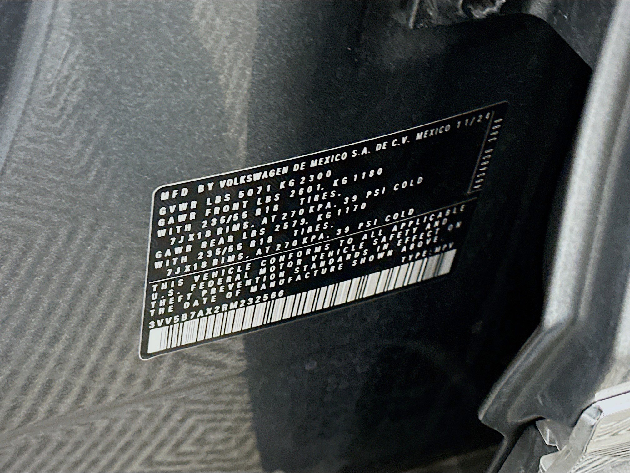 Used 2024 Volkswagen Tiguan Wolfsburg Edition image 12