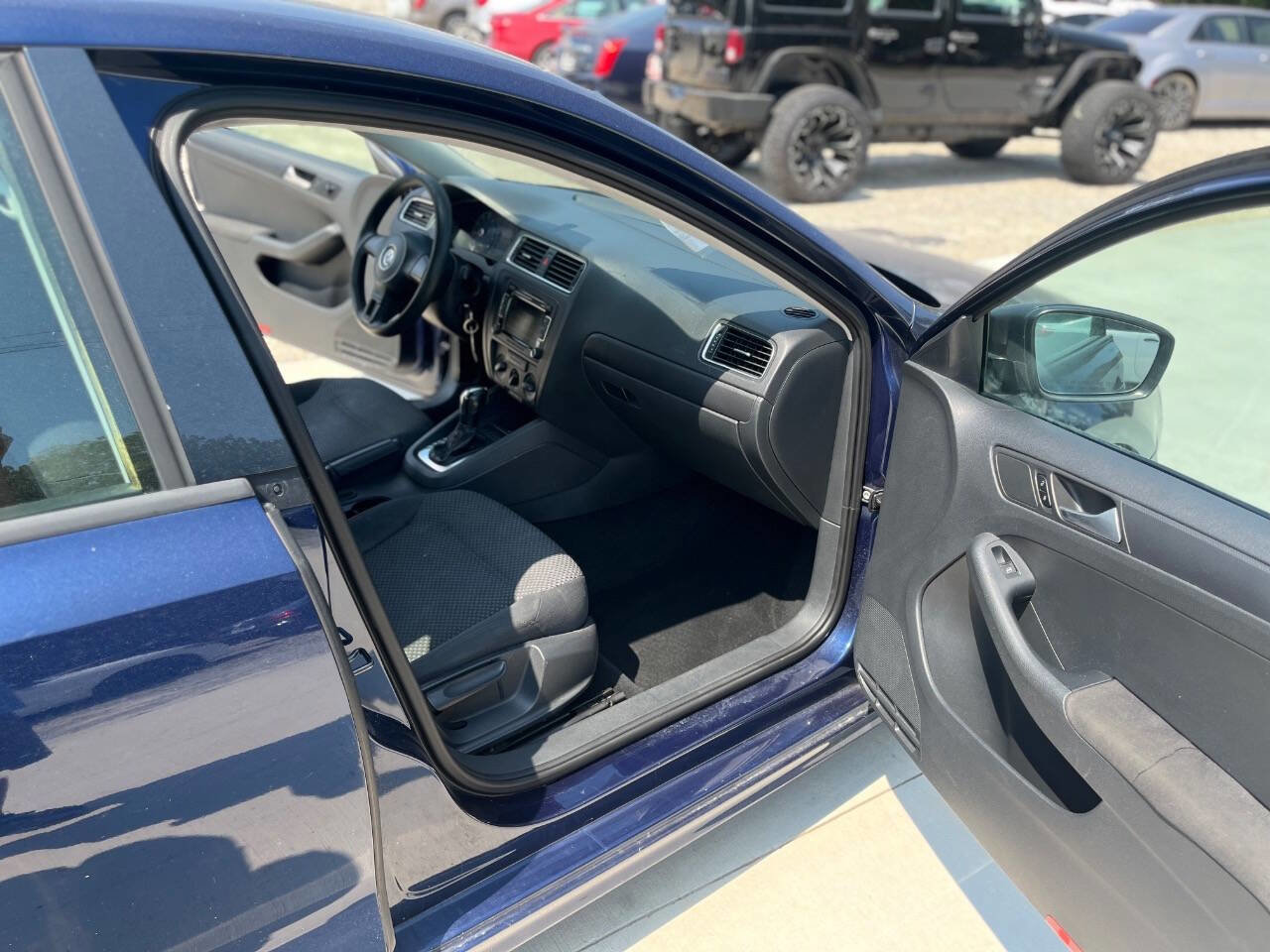 Used 2013 Volkswagen Jetta SE image 37