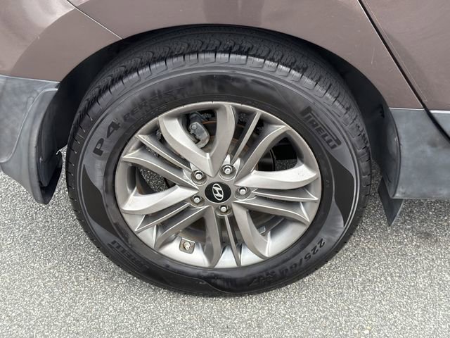 Used 2014 Hyundai Tucson SE image 17