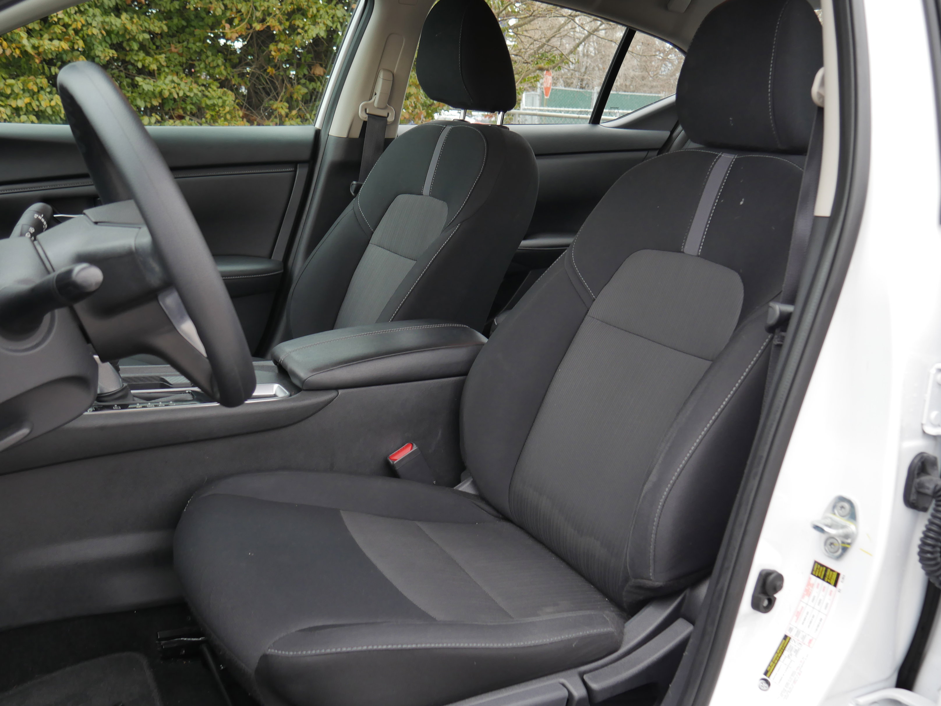 Certified 2023 Nissan Sentra SV image 28