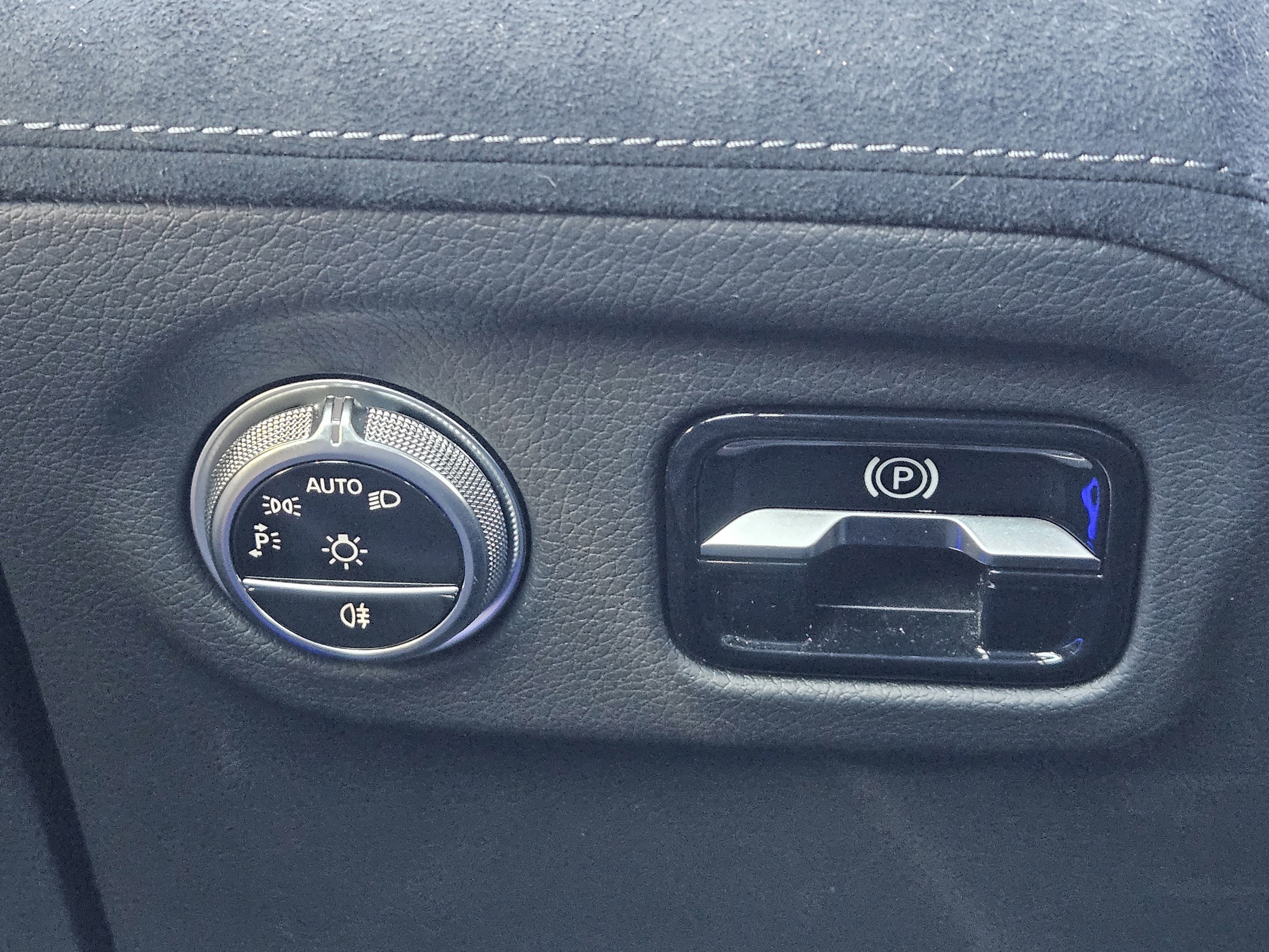 Certified 2023 Mercedes-Benz EQS 580 4MATIC Sedan image 23