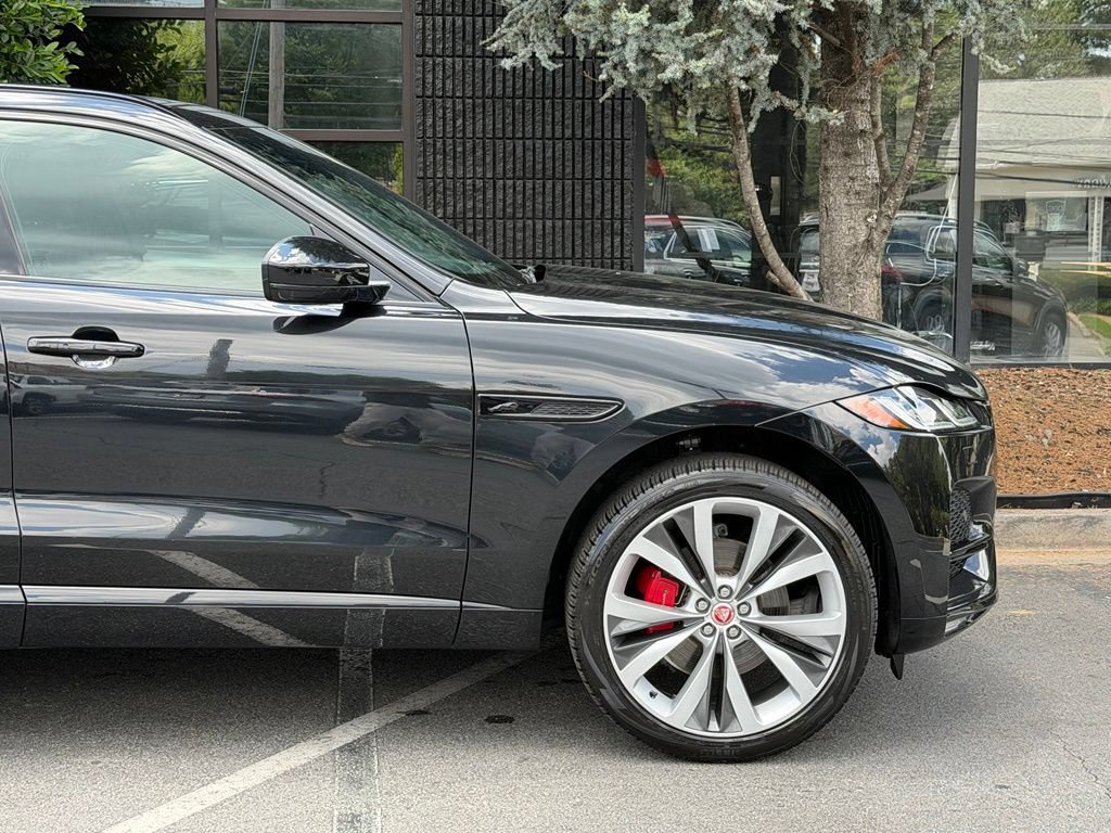 Used 2022 Jaguar F-PACE S AWD/4WD image 23