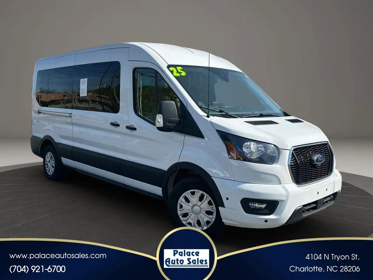 Used 2025 Ford Transit 350 XLT image 1