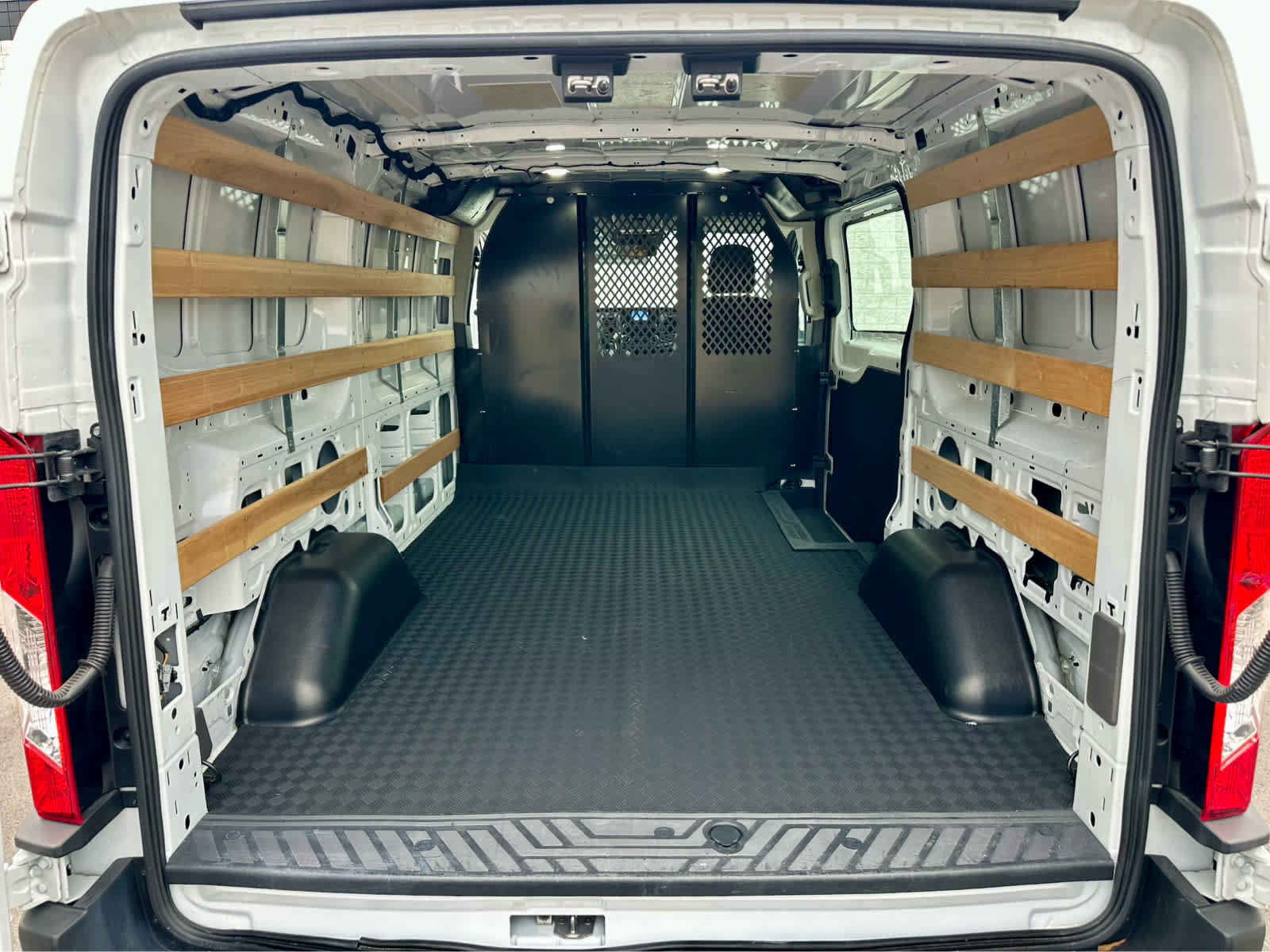 Used 2024 Ford Transit 250 Low Roof w/ Exterior Upgrade Package image 16