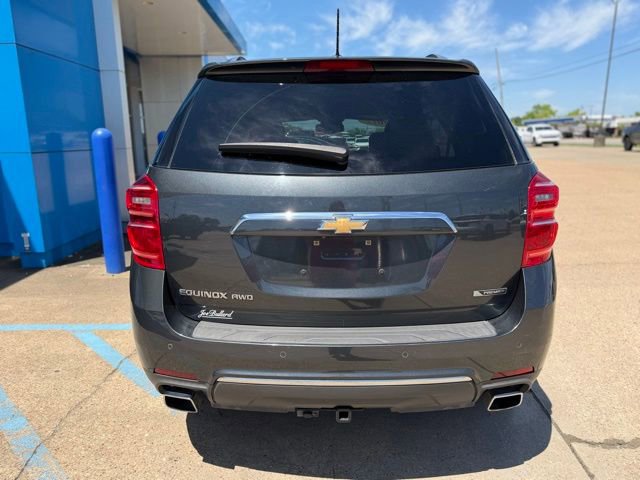 Used 2017 Chevrolet Equinox Premier w/ Enhanced Convenience Package AWD/4WD image 4