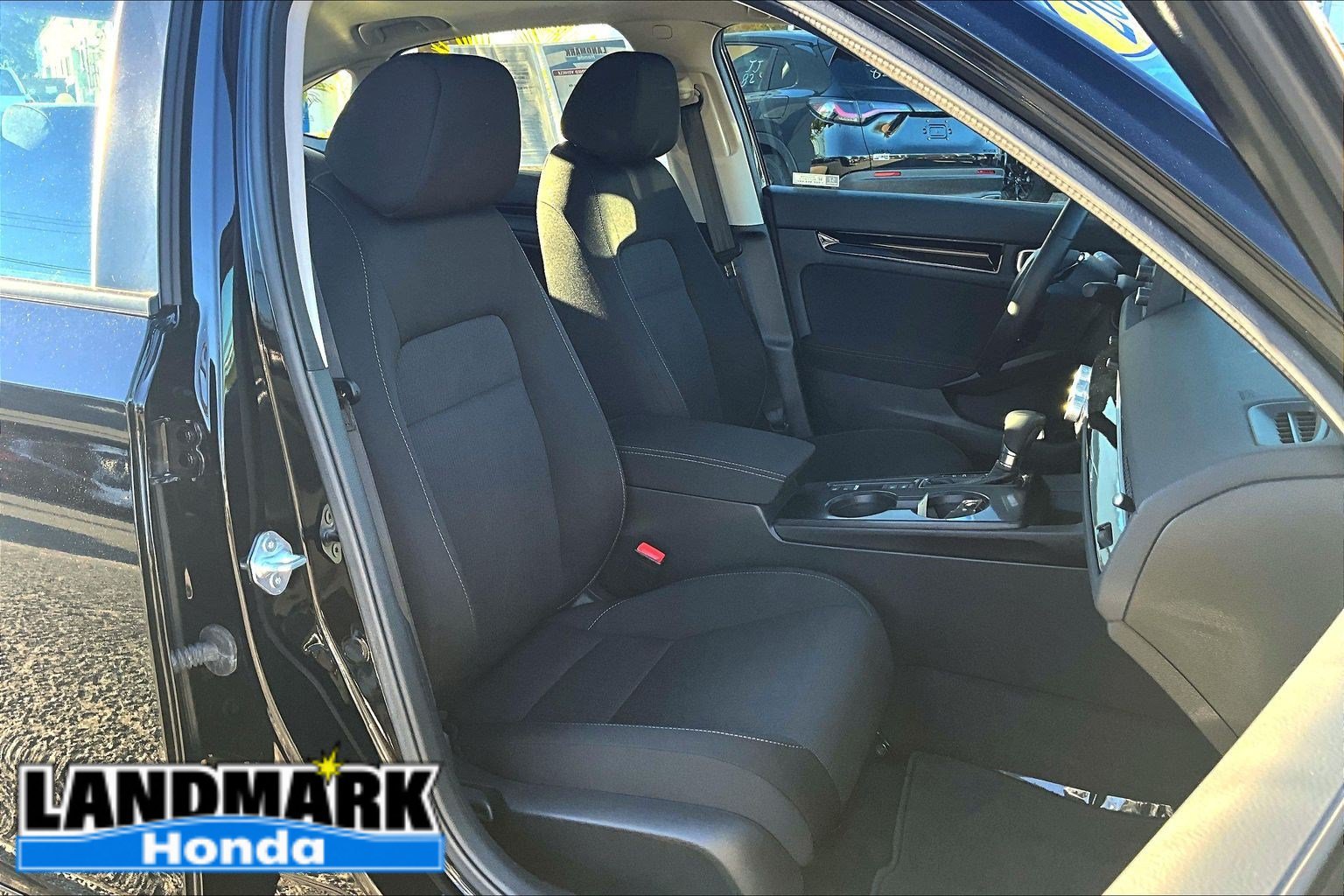 Used 2023 Honda Civic EX image 7