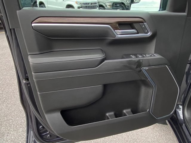 Used 2024 Chevrolet Silverado 1500 LT w/ Convenience Package II AWD/4WD image 11