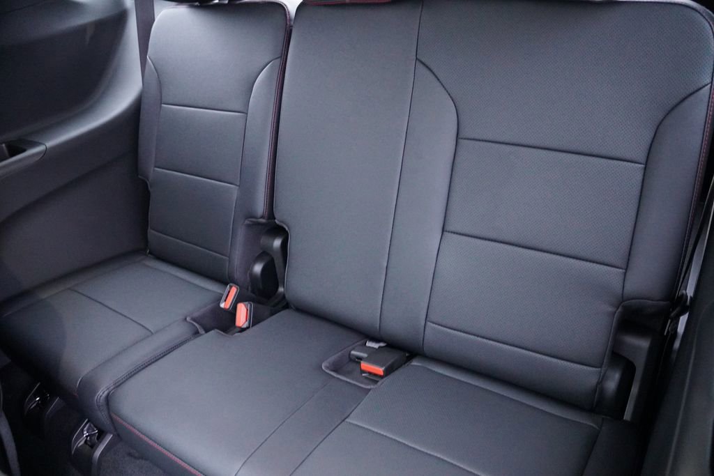 New 2026 Chevrolet Traverse Z71 w/ Driver Confidence Package image 14