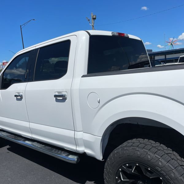 Used 2015 Ford F150 XLT w/ Equipment Group 301A Mid image 4