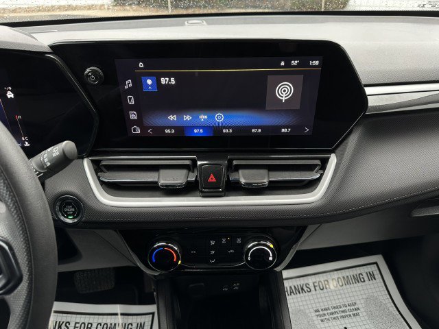 Used 2025 Chevrolet TrailBlazer LT image 26