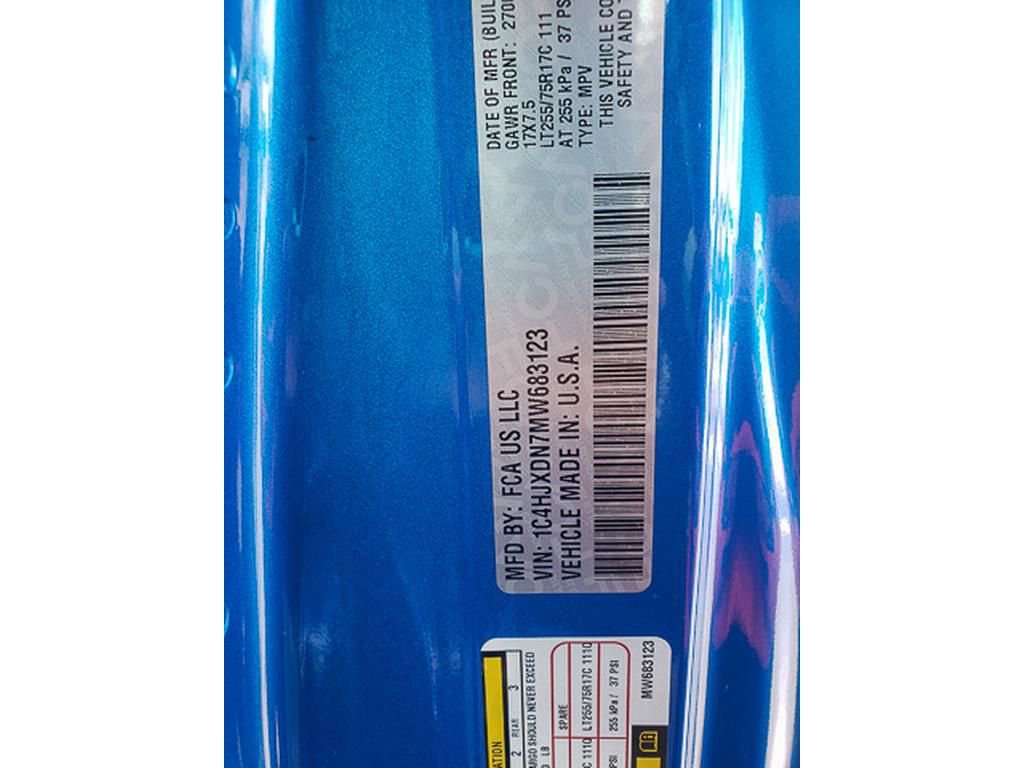 Used 2021 Jeep Wrangler Unlimited Willys image 12