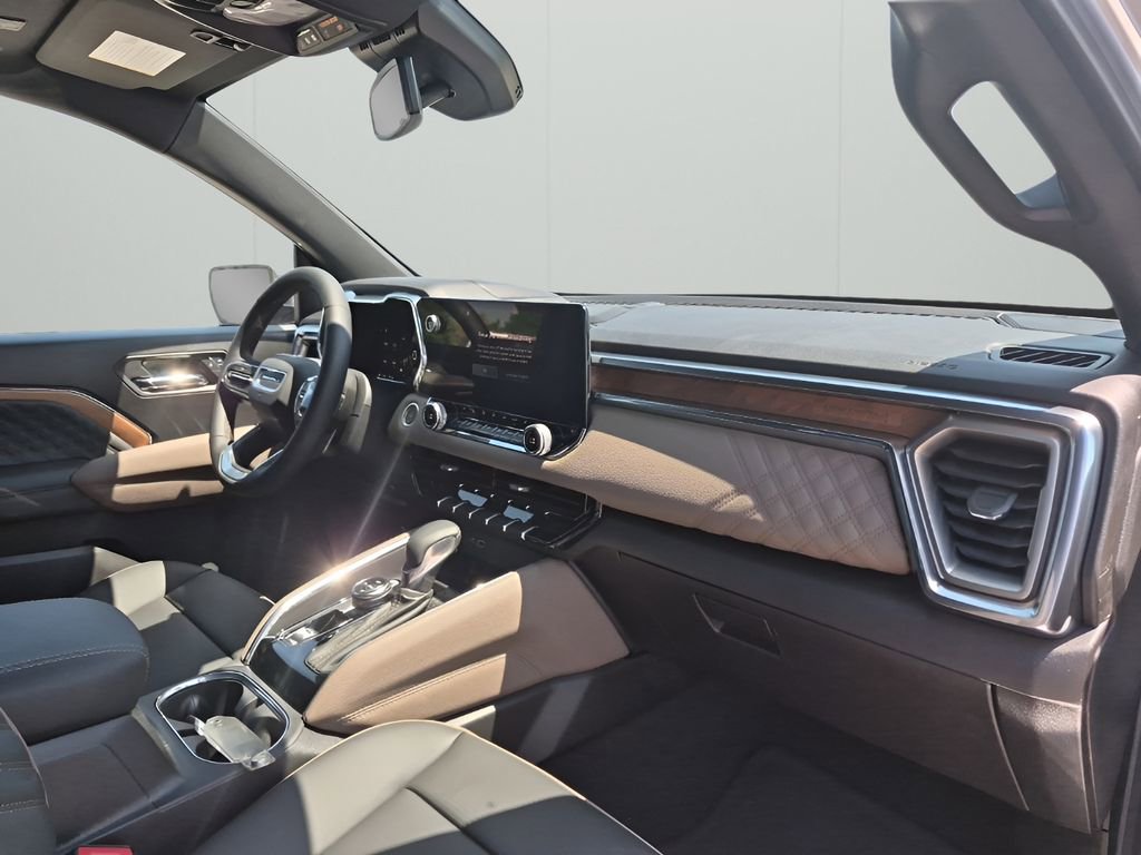 New 2026 GMC Canyon Denali image 14