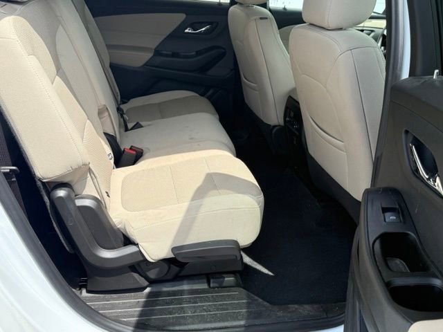Certified 2023 Chevrolet Traverse LS FWD image 10