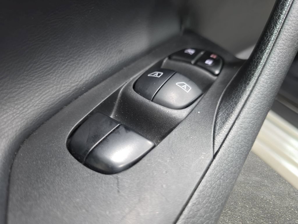 Used 2016 Nissan Altima 2.5 SL w/ 2.5 Technology w/LED Package FWD image 26