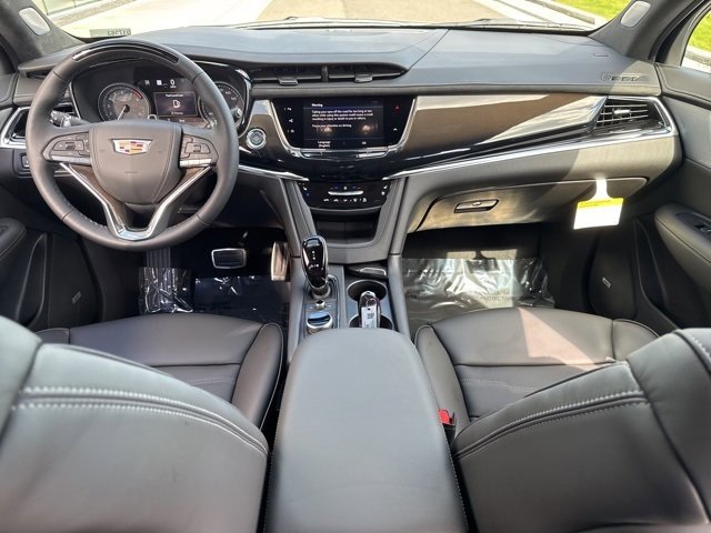 New 2025 Cadillac XT6 Sport w/ Platinum Package image 16