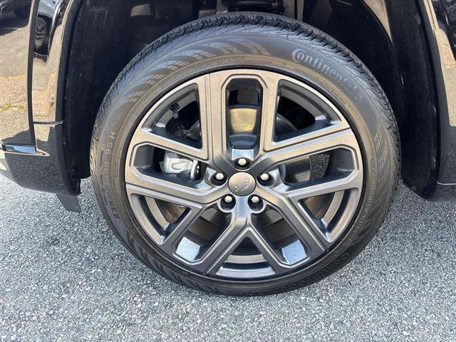 Certified 2024 Jeep Compass Limited w/ High Altitude Package image 7