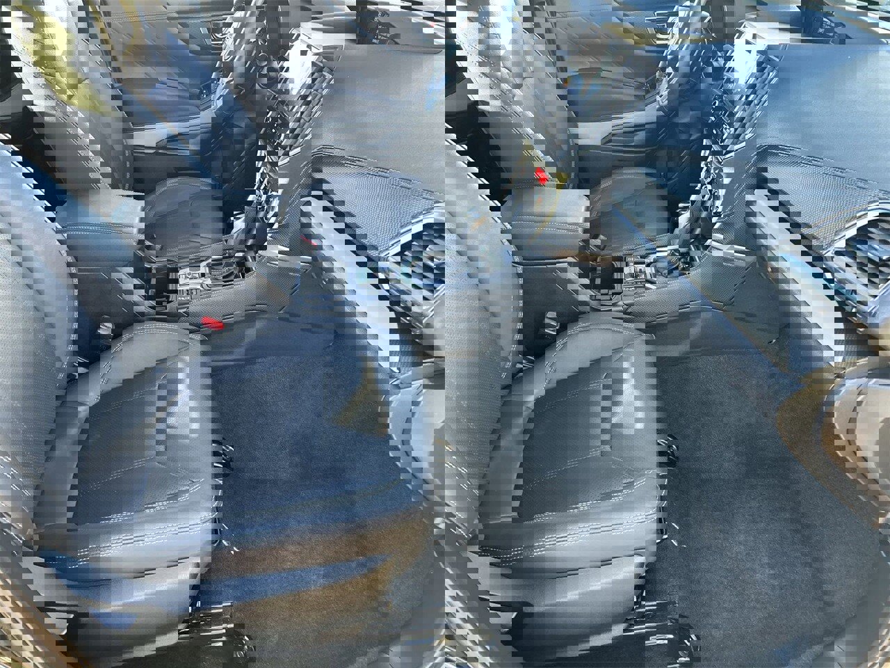 Certified 2023 Subaru Forester Limited image 9