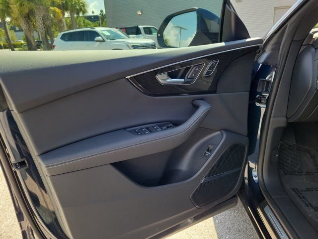Certified 2026 Audi Q8 Premium Plus w/ Premium Plus Package AWD/4WD image 18