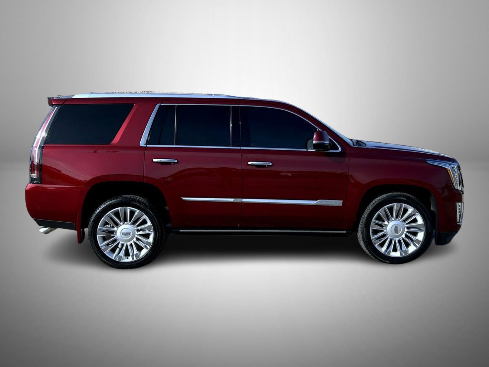 Used 2019 Cadillac Escalade Platinum AWD/4WD image 4