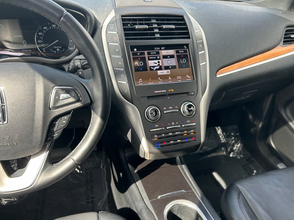 Used 2019 Lincoln MKC Reserve w/ MKC Climate Package FWD image 17