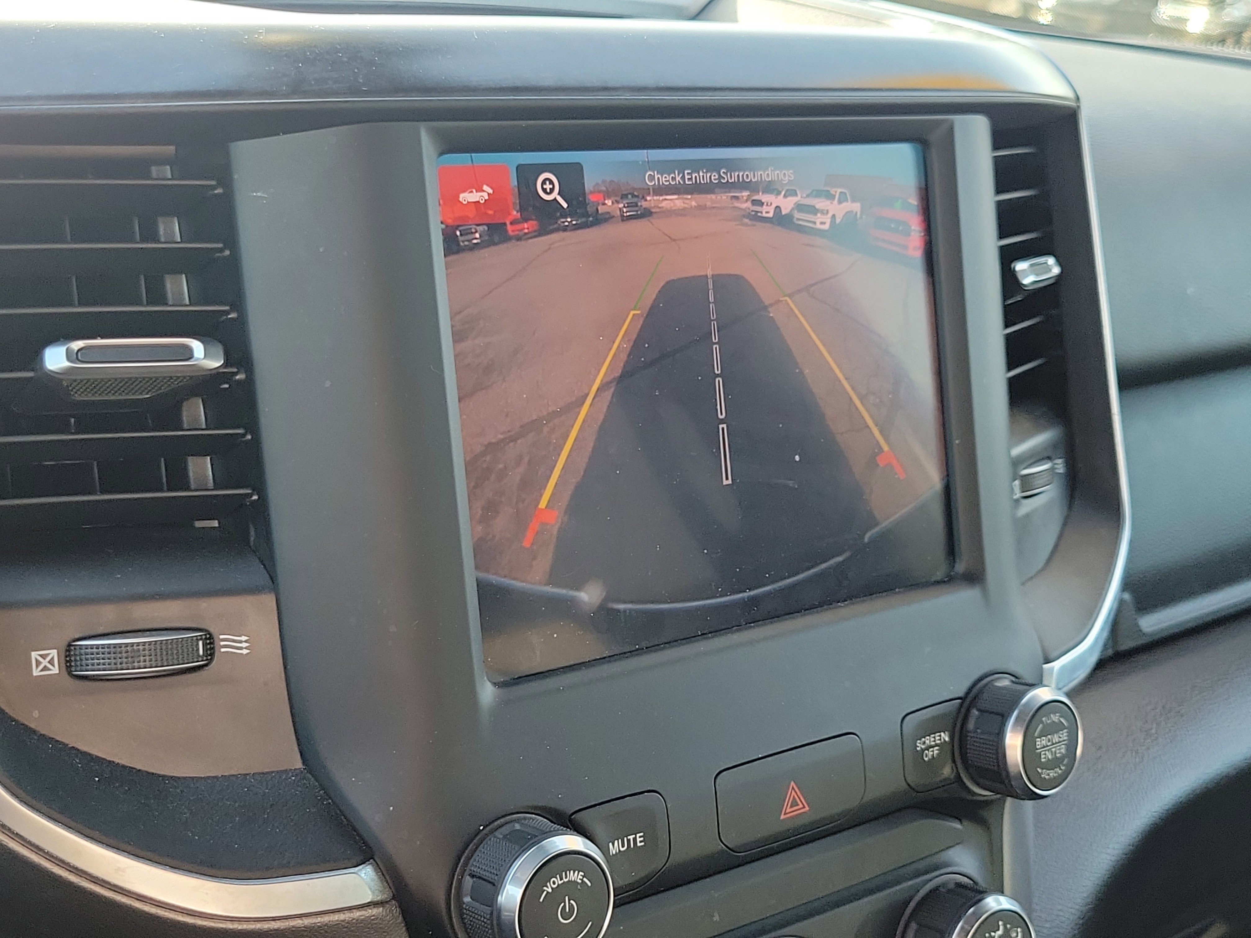 Used 2024 RAM 2500 Big Horn w/ Bed Utility Group image 17