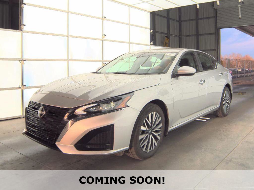 Used 2025 Nissan Altima 2.5 SV w/ SV Premium Package