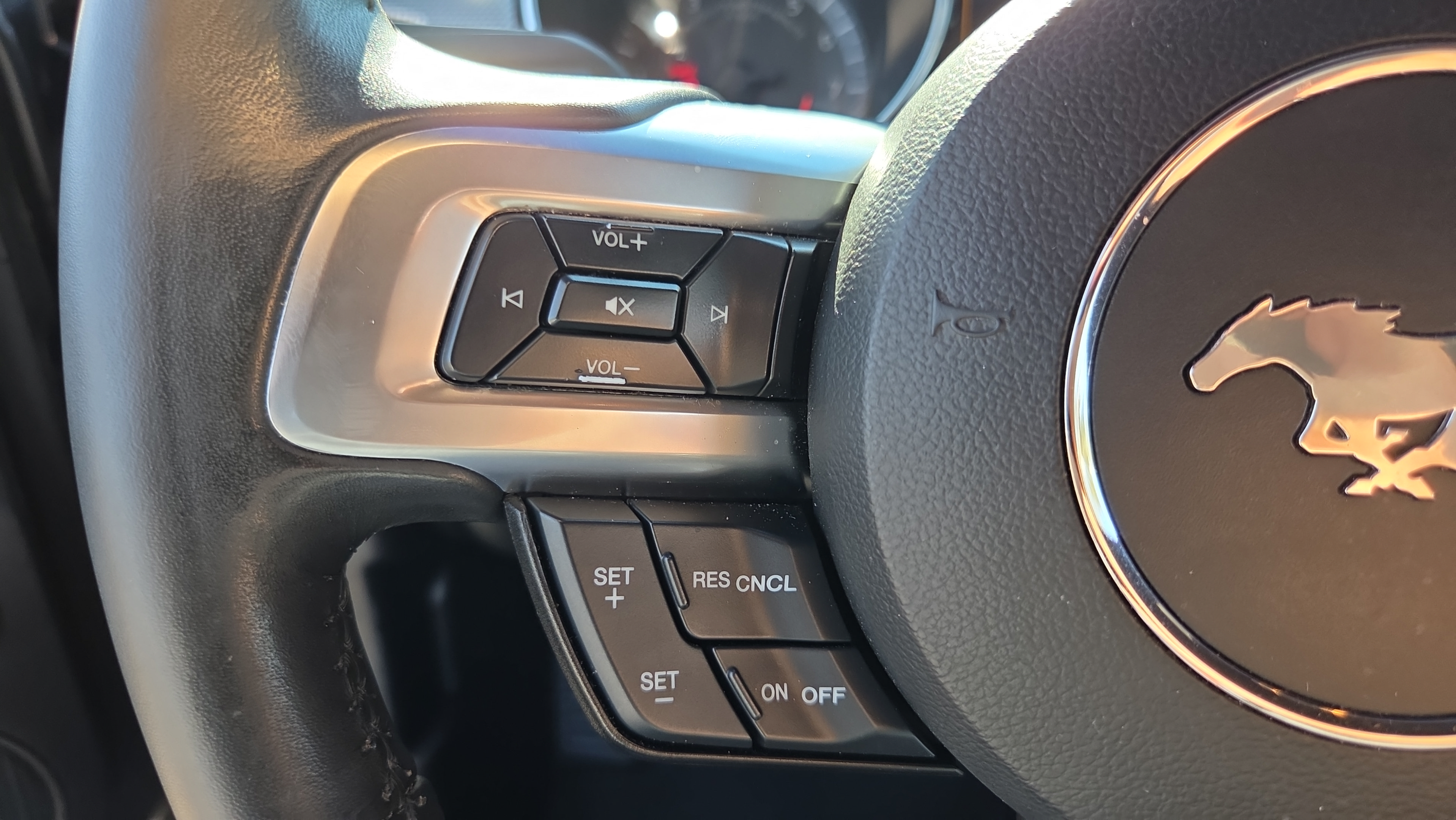 Used 2020 Ford Mustang GT RWD image 24