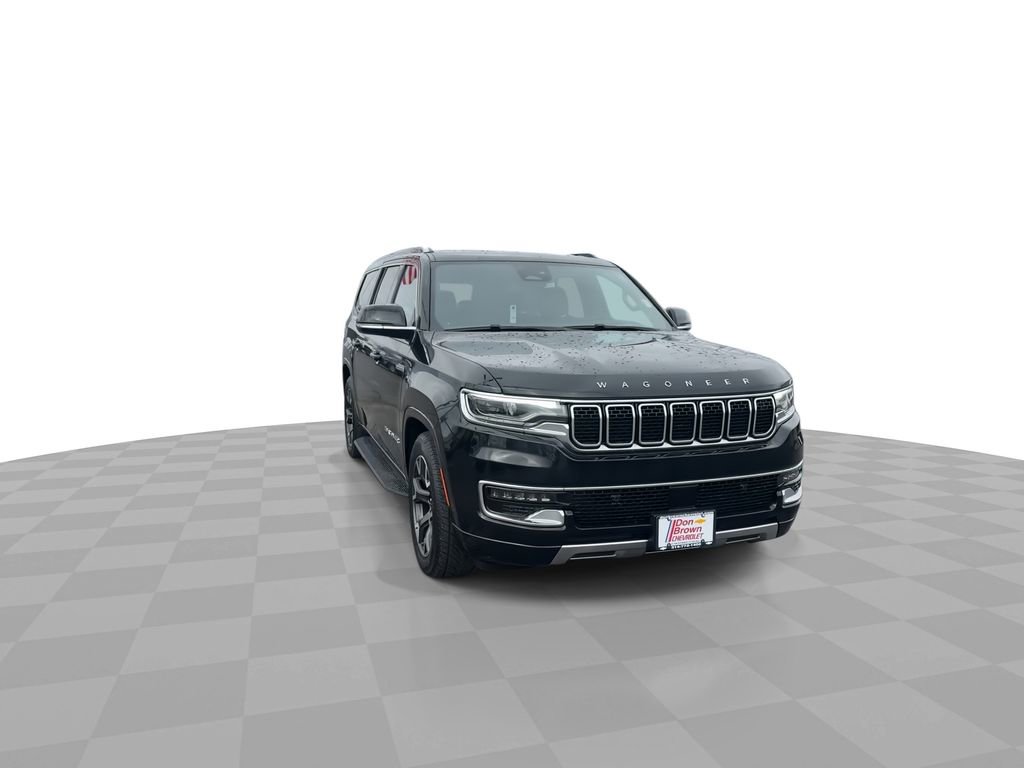 Used 2024 Jeep Wagoneer L Series III w/ Flexible Seating Group image 3