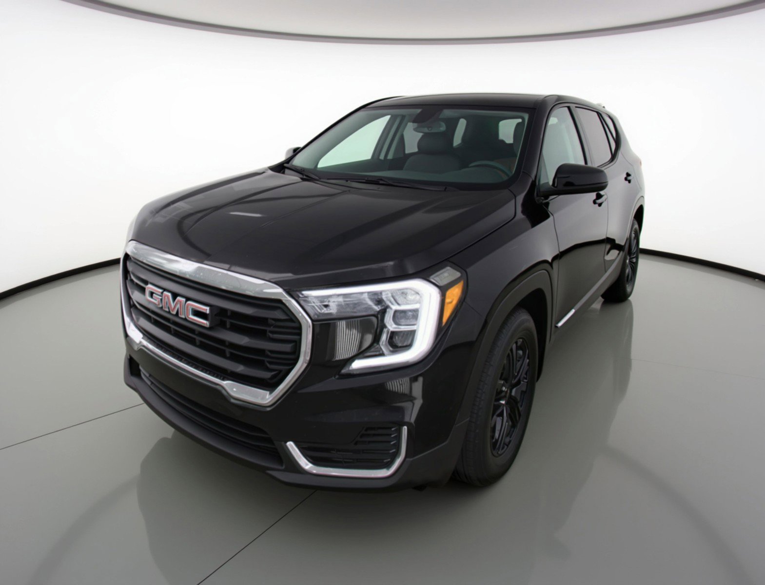 Used 2024 GMC Terrain SLE FWD image 3