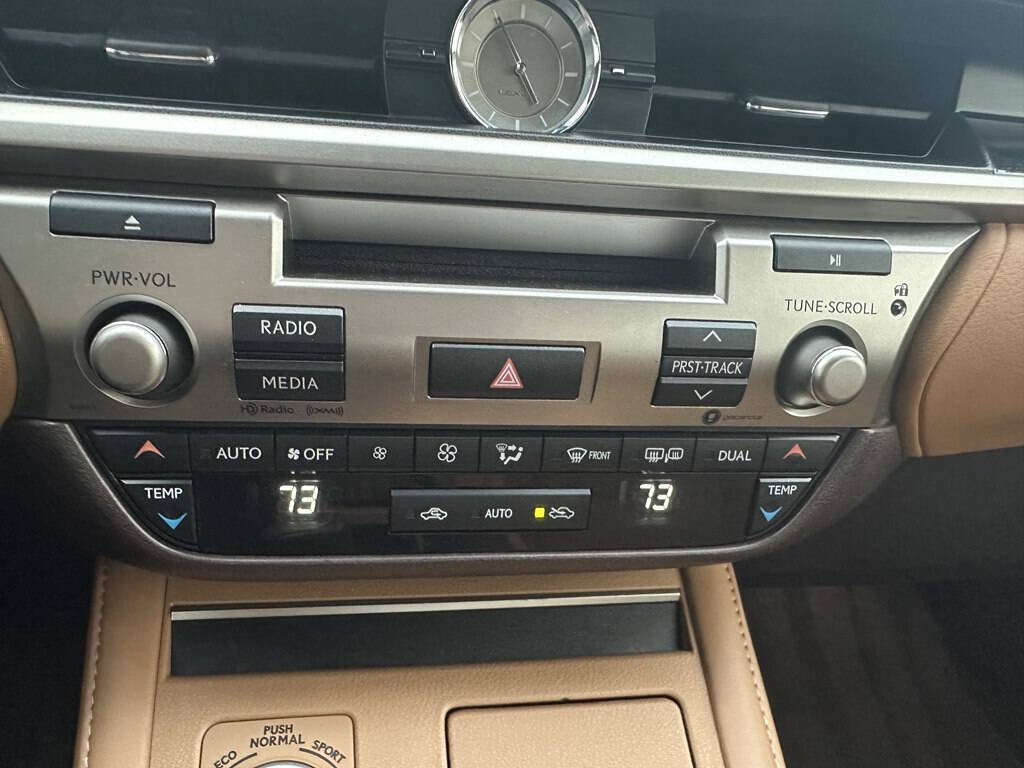 Used 2018 Lexus ES 350 w/ Accessory Package 2 FWD image 25