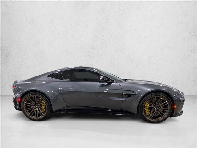 Used 2025 Aston Martin V8 Vantage Coupe RWD image 4