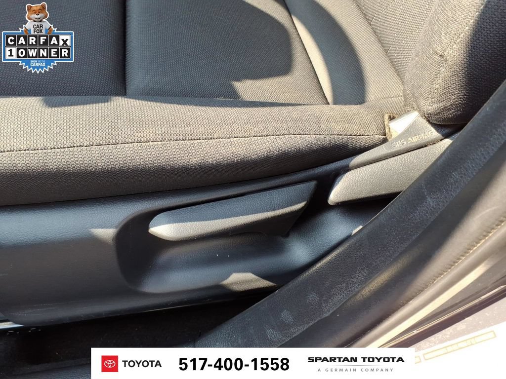 Used 2024 Toyota Corolla LE FWD image 17