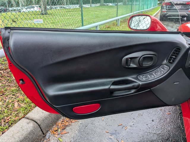 Used 1999 Chevrolet Corvette Convertible w/ Memory Pkg image 13