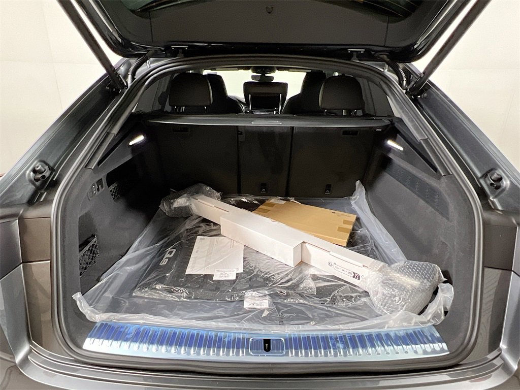 New 2026 Audi Q8 Prestige image 26