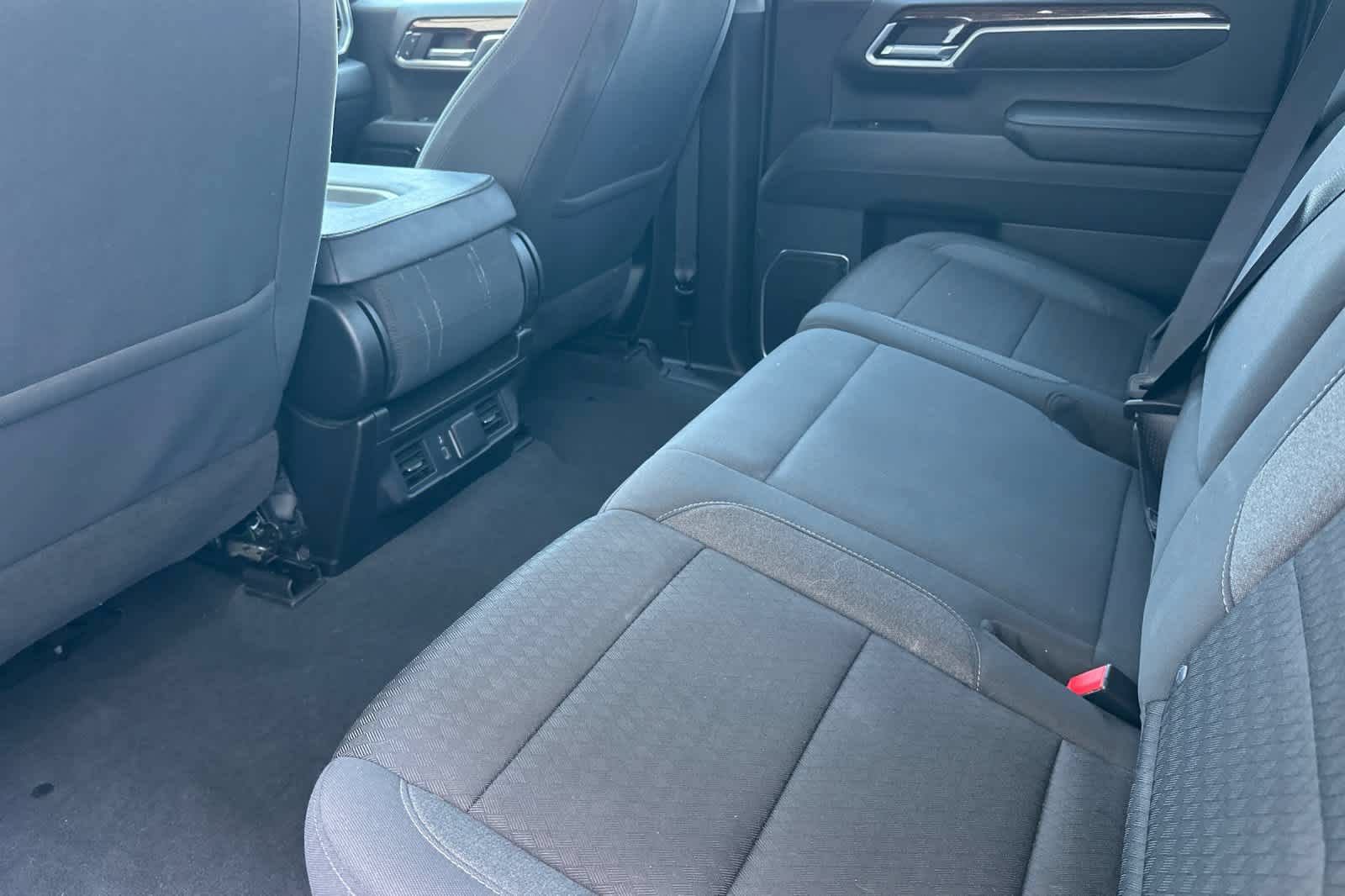 Used 2023 GMC Sierra 1500 Elevation AWD/4WD image 4