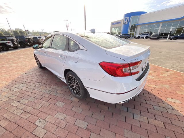 Used 2020 Honda Accord Touring image 29