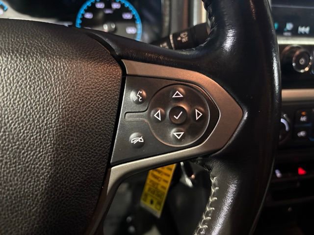 Used 2016 Chevrolet Colorado Z71 image 11
