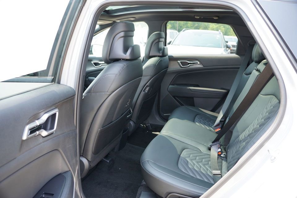 New 2026 Kia Sportage X-Line w/ X-Line Technology Package image 11