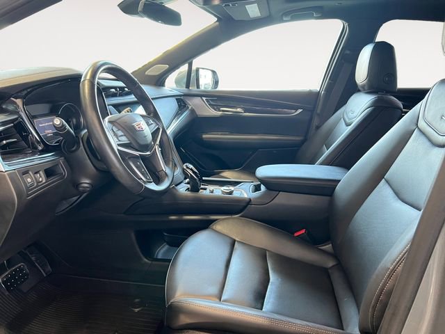 Certified 2023 Cadillac XT5 Premium Luxury w/ LPO, Floor Liner Package AWD/4WD image 7