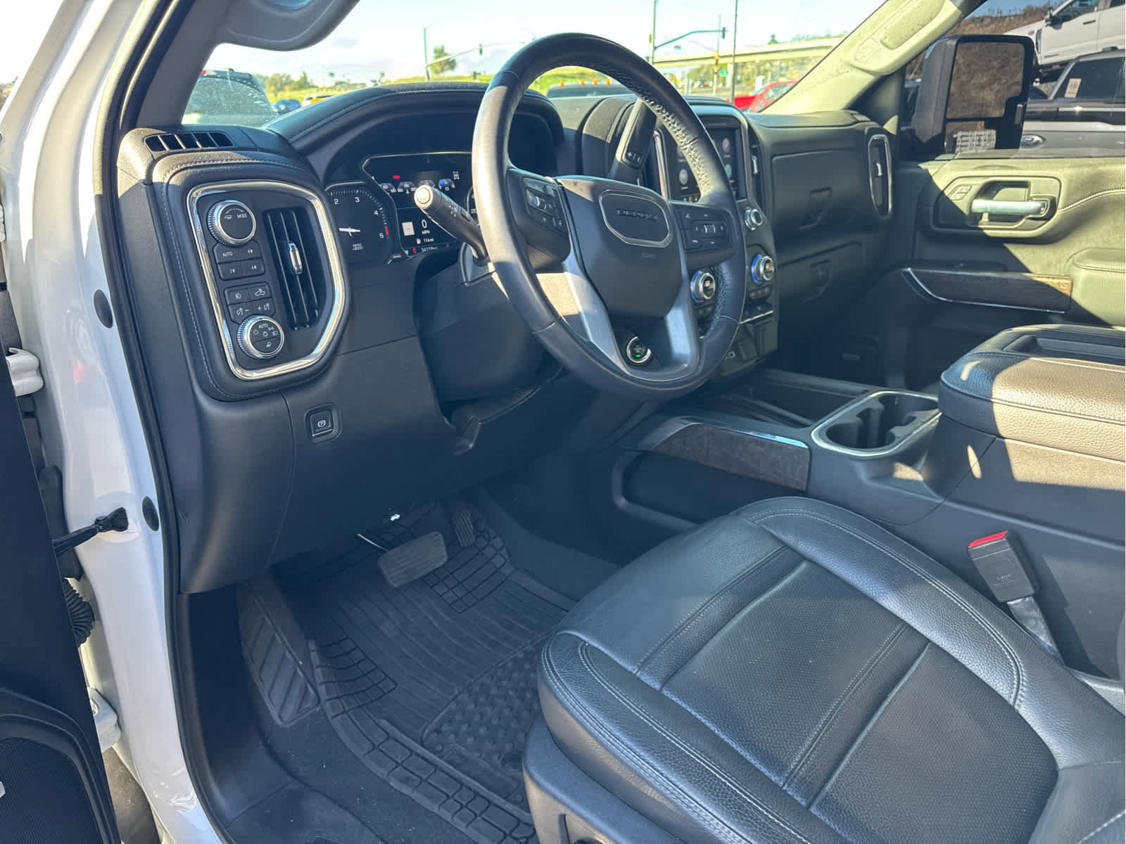 Used 2021 GMC Sierra 3500 Denali image 9