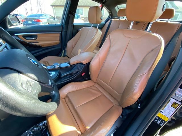 Used 2018 BMW 330i xDrive Sedan w/ Convenience Package AWD/4WD image 13