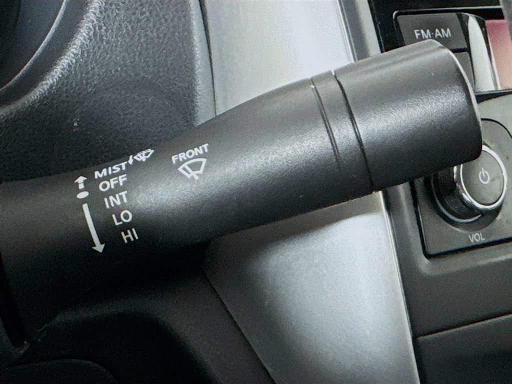 Used 2017 Nissan Versa SV FWD image 13
