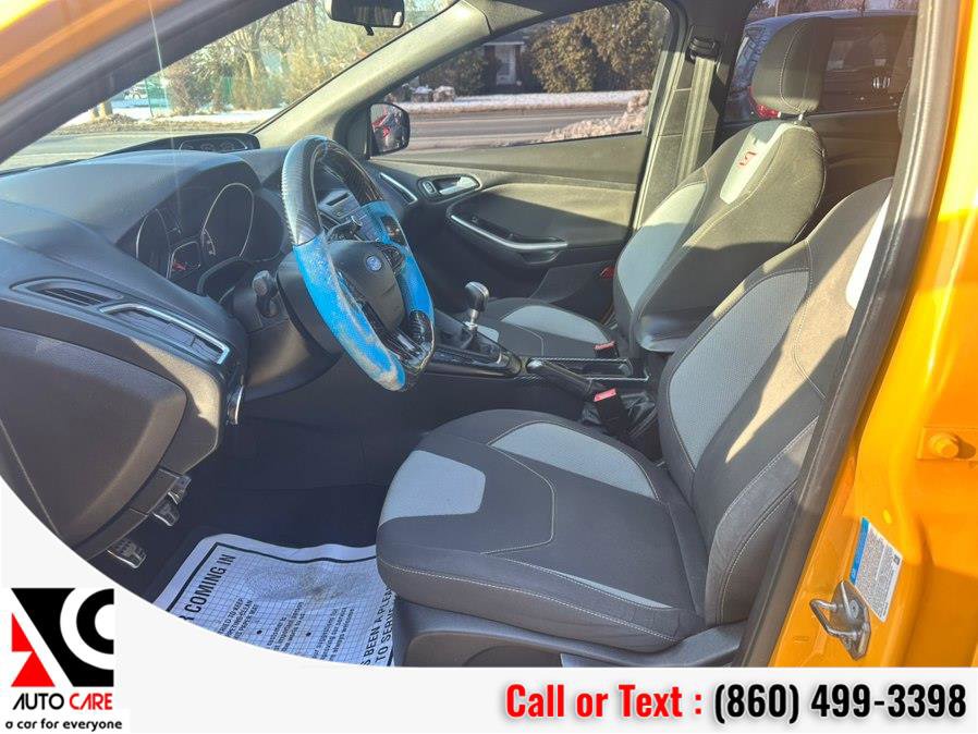 Used 2016 Ford Focus ST image 18