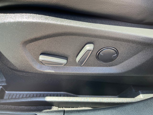 Used 2023 Ford Edge SEL w/ Convenience Package image 14