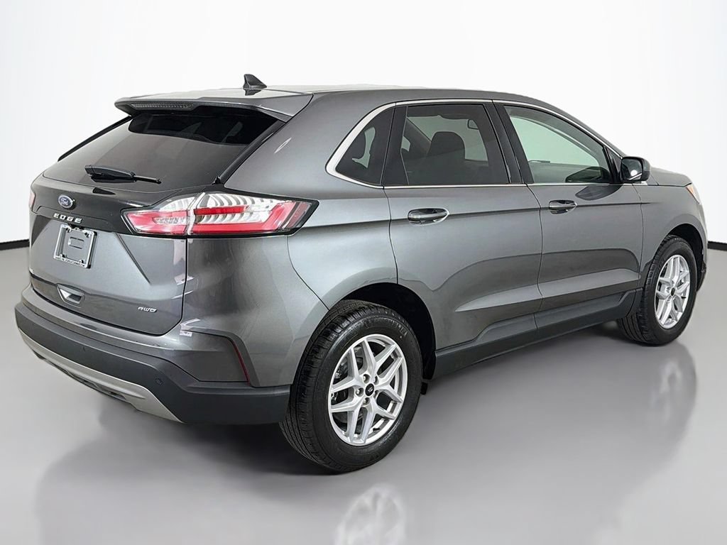 Used 2023 Ford Edge SEL w/ Convenience Package AWD/4WD image 12