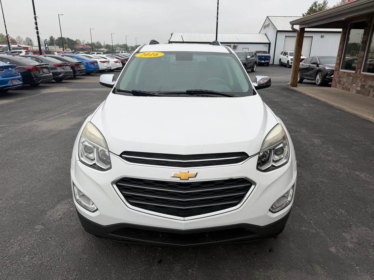 Used 2016 Chevrolet Equinox LTZ w/ Enhanced Convenience Package FWD image 11