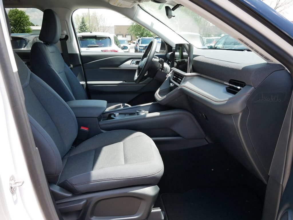New 2026 Ford Explorer Active AWD/4WD image 14