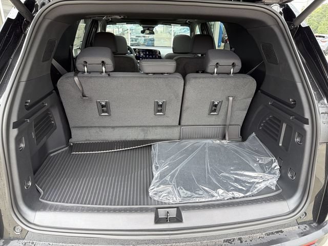 New 2026 Chevrolet Traverse LT w/ Sun and Wheel Package FWD image 26