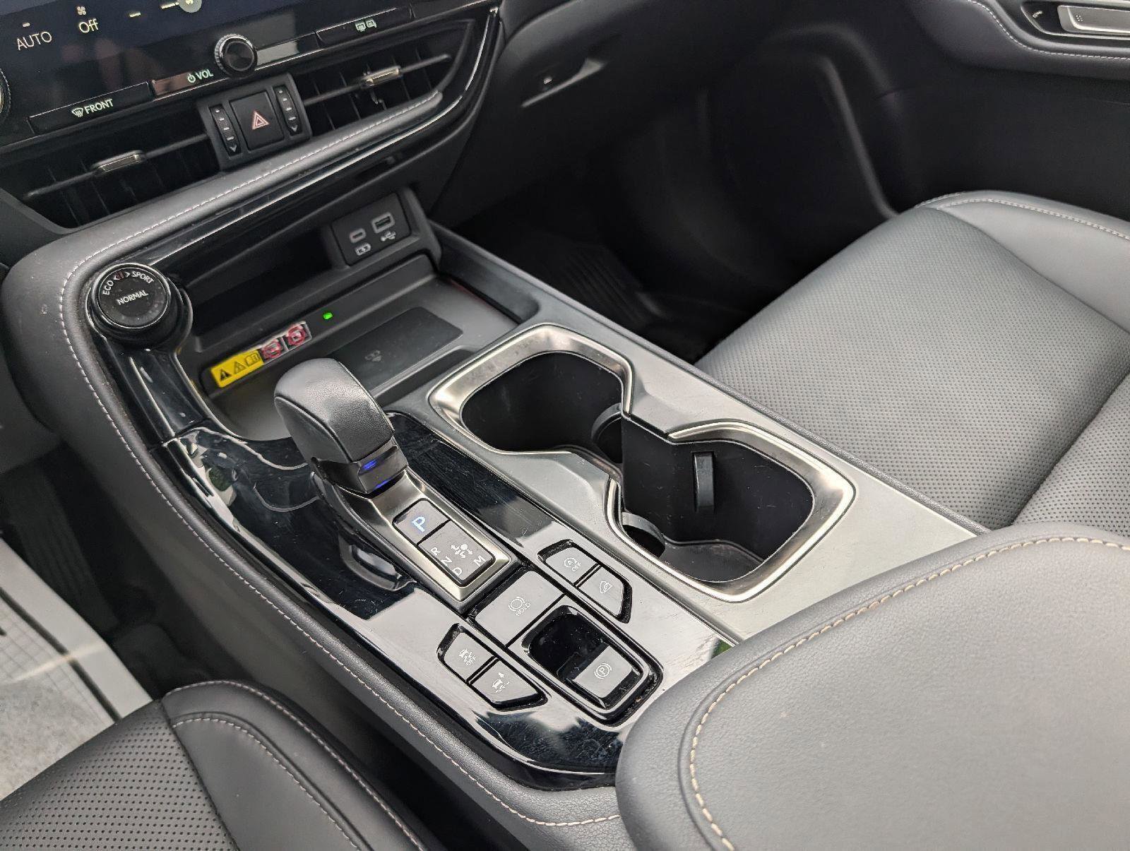 Used 2024 Lexus NX 350 AWD image 15